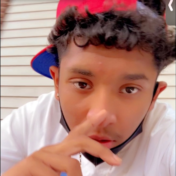 Meet your Posher, Kevin - Picture 1 of 1